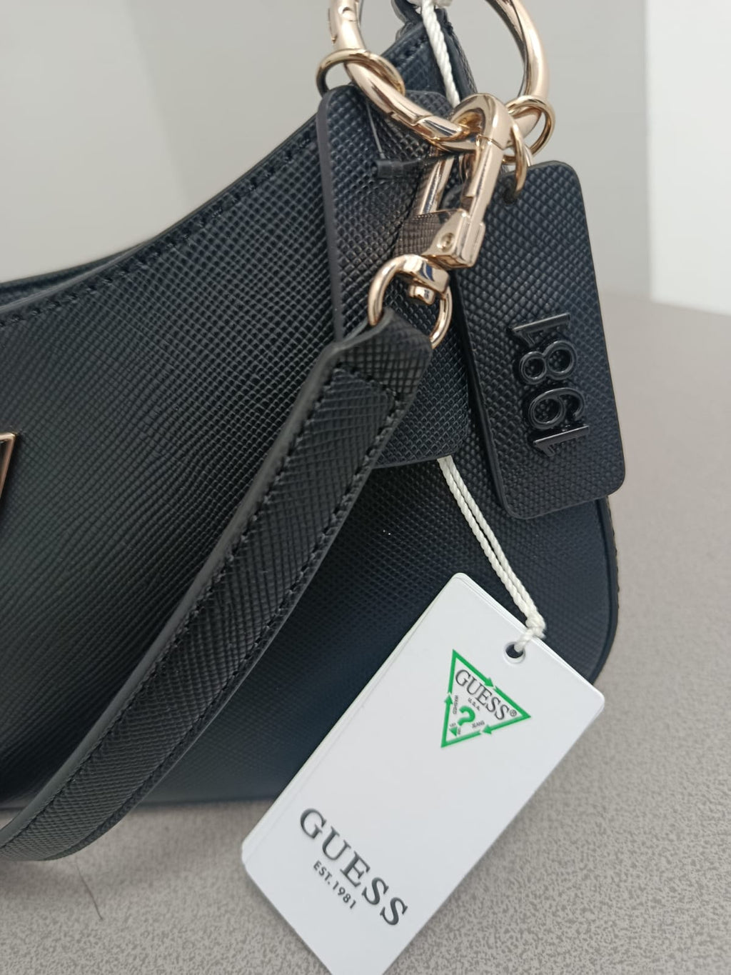 Bolso Guess Negro Elegante Mujer
