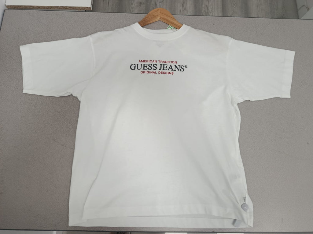Camiseta GUESS Jeans Oversized – Blanca Premium